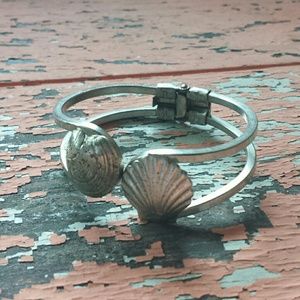 Childs Shell Bracelet